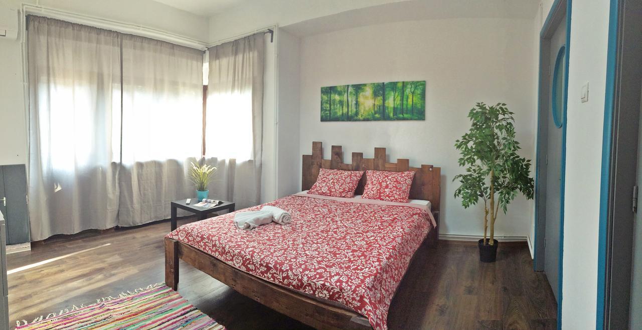 בוקרשט Globe Hostel מראה חיצוני תמונה