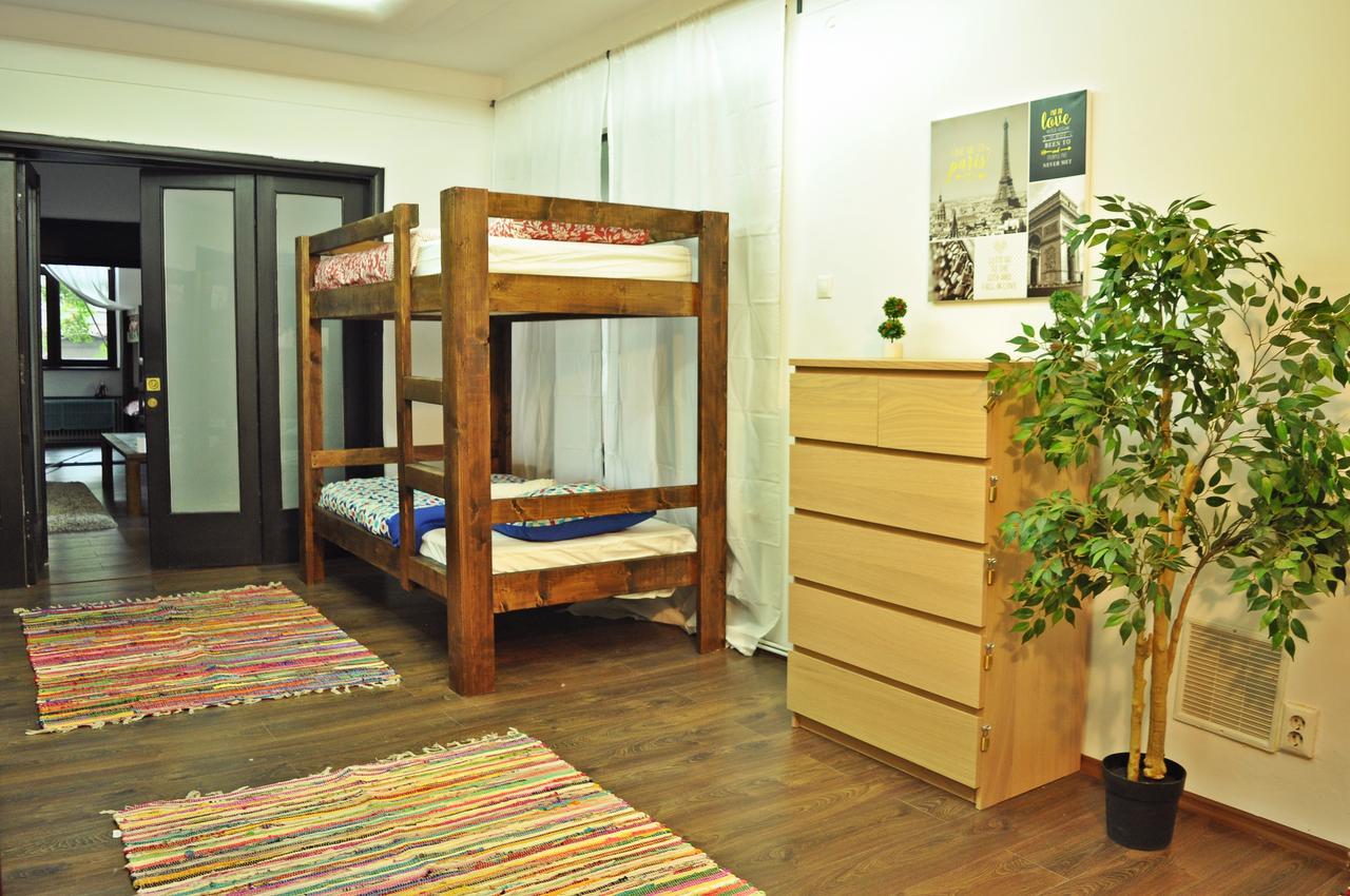 בוקרשט Globe Hostel מראה חיצוני תמונה