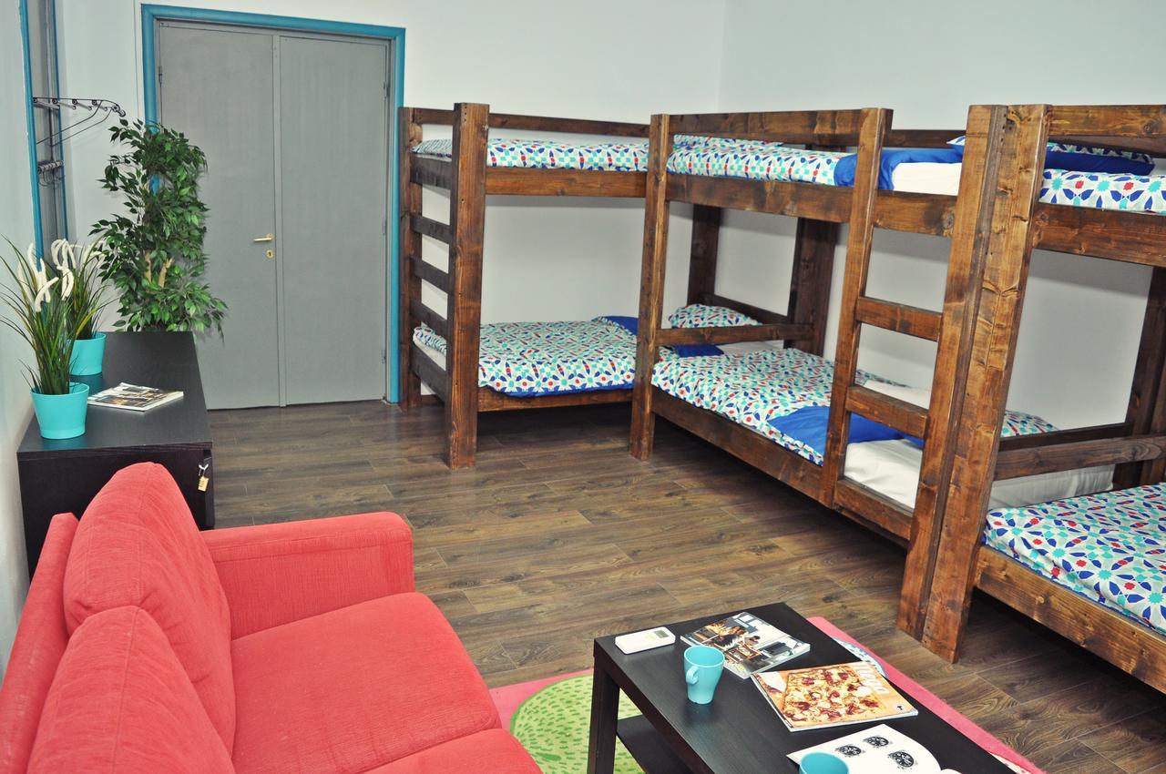 בוקרשט Globe Hostel מראה חיצוני תמונה